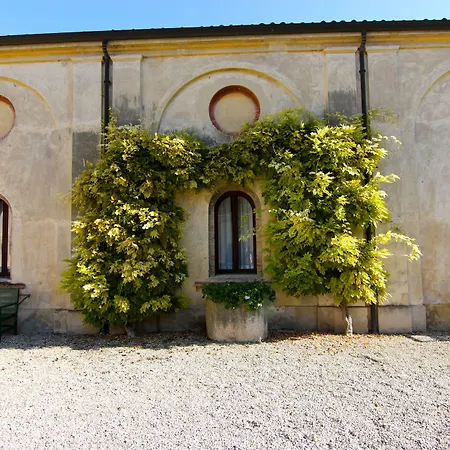 Hotel Villa Giona-3